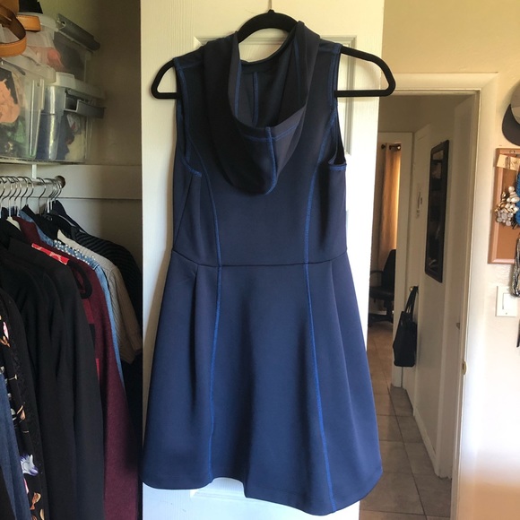 NAT- Hunter for Target Women’s Hooded Scuba Dress - Picture 4 of 4